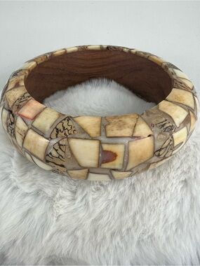 Vintage 70s Chunky Boho Mosaic Bangle Bracelet Wood Bone Shell